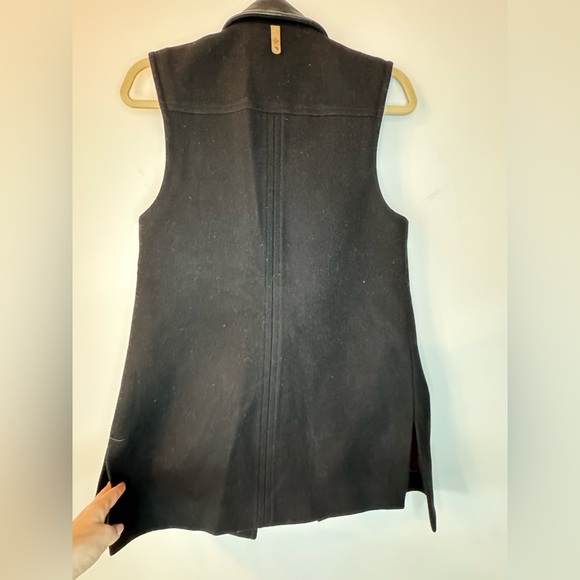 Mackage Sleeveless Jacket w/ Leather Collar | Black | Size XS - Picture 7 of 17